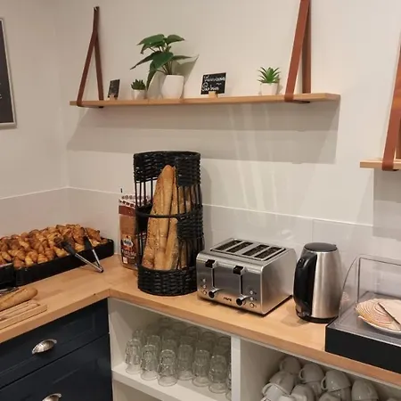 Oskar Otel Annemasse