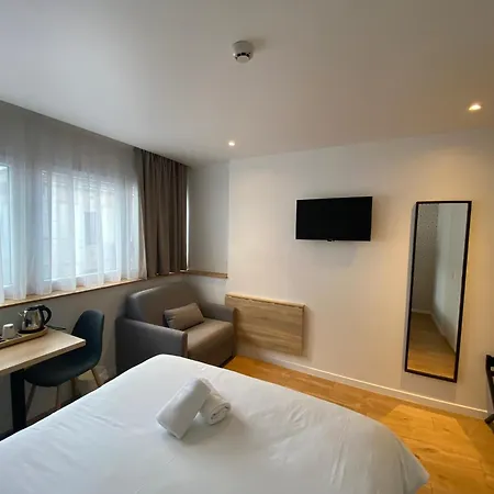 Oskar Hotel